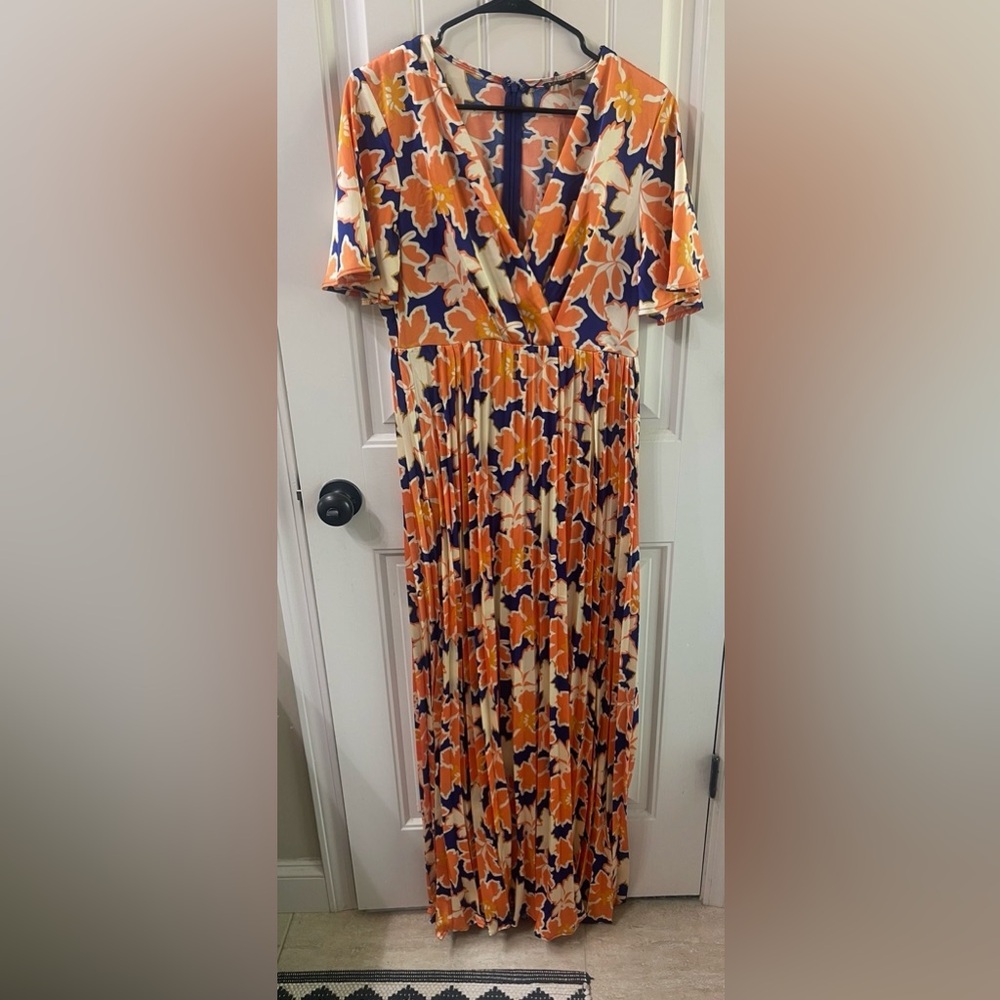 Floral V-Neck Maxi Dress in Orange, Navy & Cream